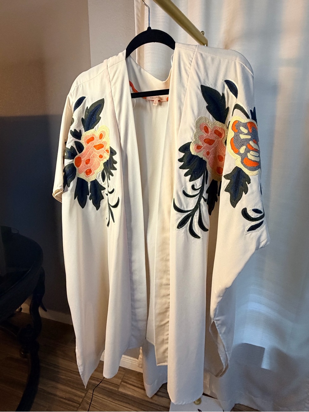 Gibson Latimer Cream Kimono with Orange and Black Floral Embroidery
